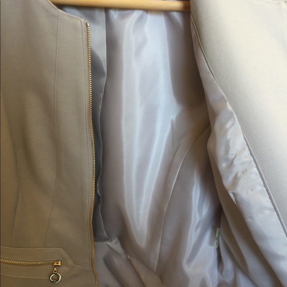 Calvin Klein Suit Jacket - Picture 10 of 10